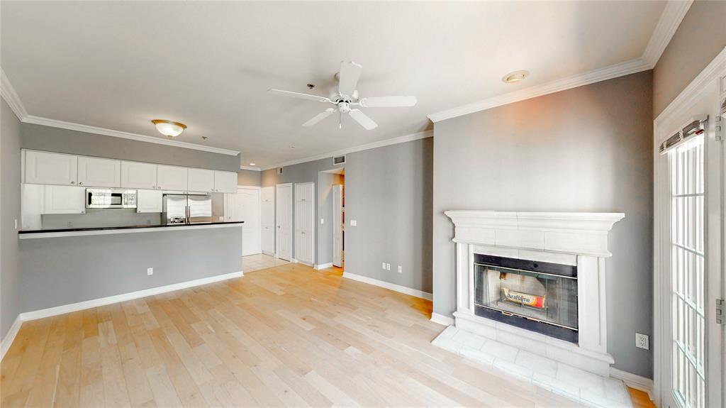 Wyndemere Condo - Residential