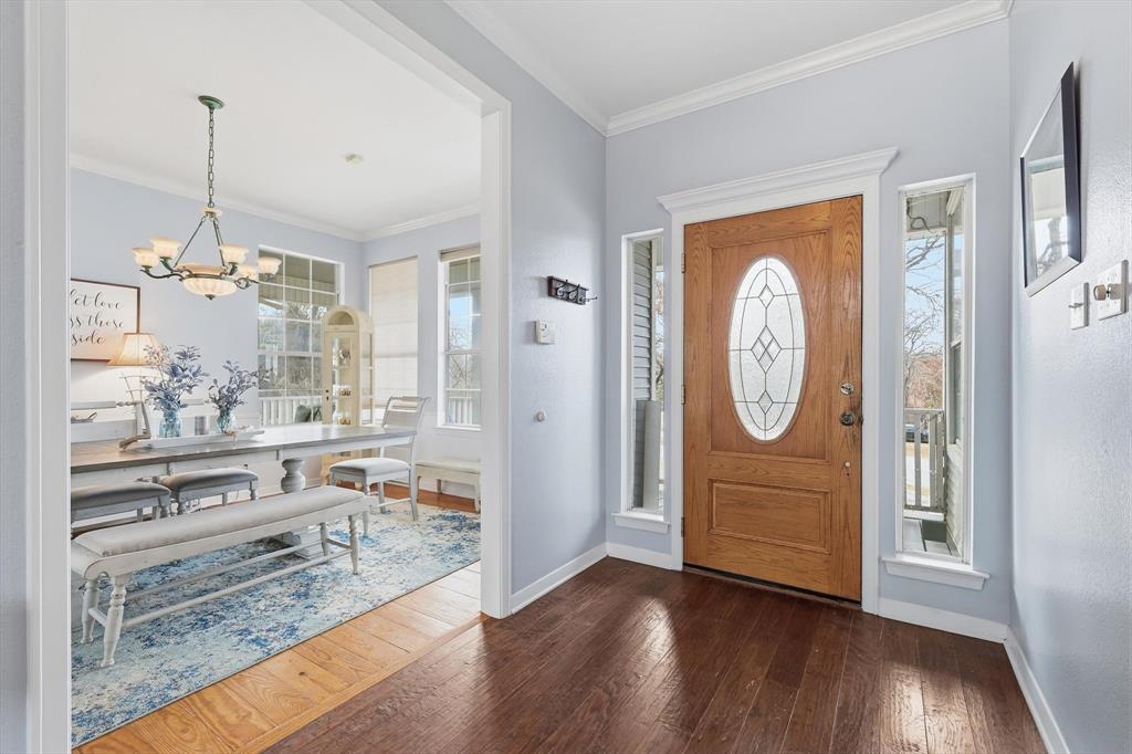 1606 Treehouse Lane N