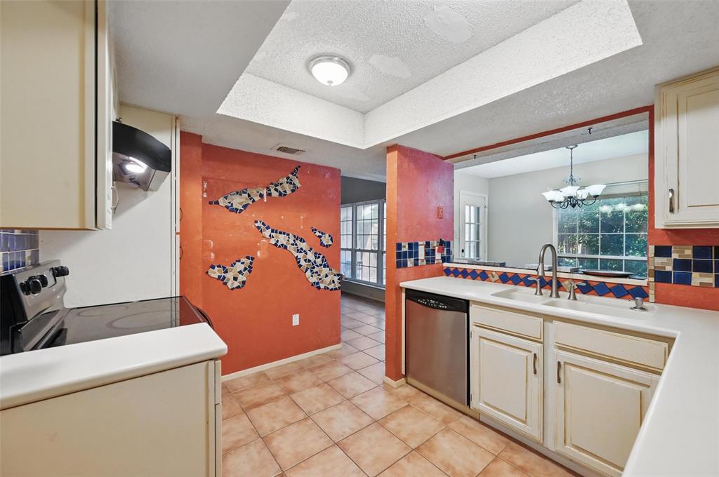 12931 Burninglog Lane