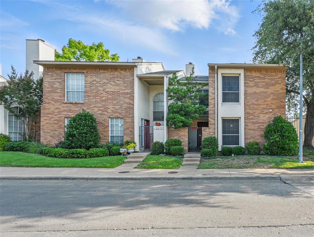 12931 Burninglog Lane