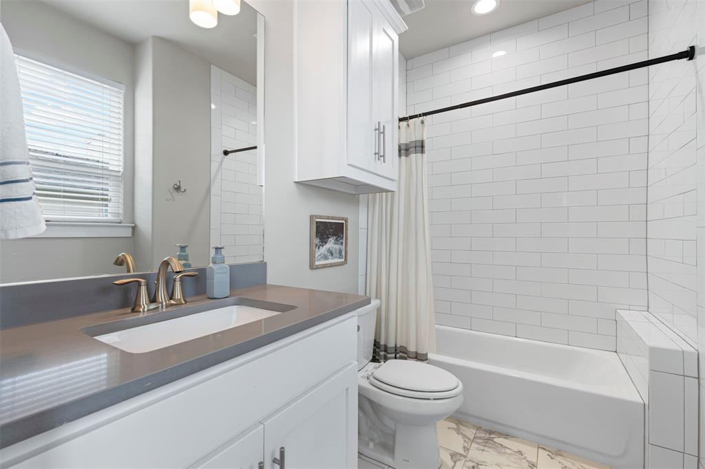 Metro Live Oak Ph 1 Bldg 1 - Residential Lease