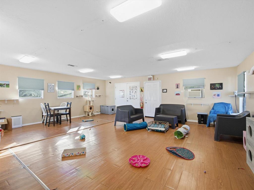 Richland Hills Add - Commercial Sale