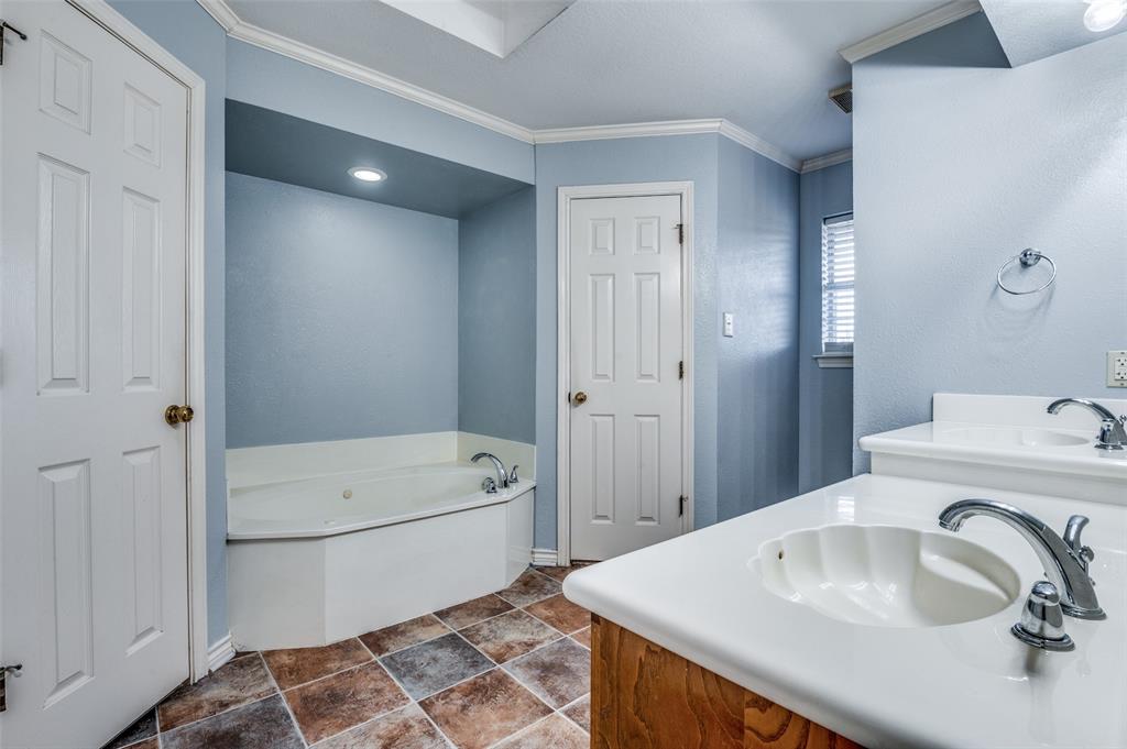 Tecumseh Park Estates #4 - Residential