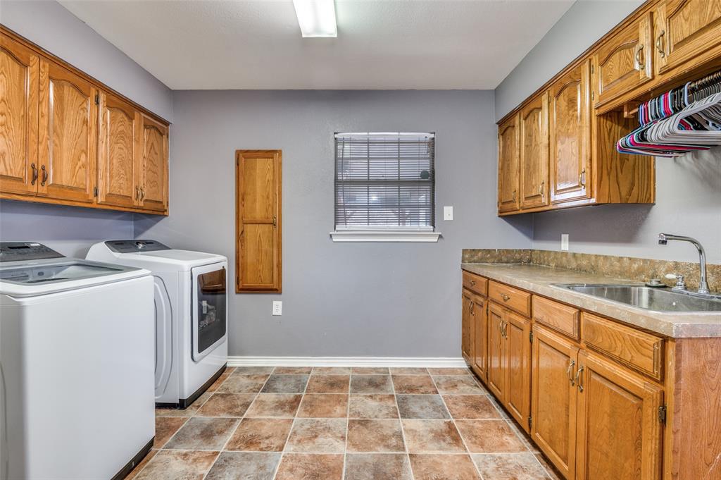 Tecumseh Park Estates #4 - Residential