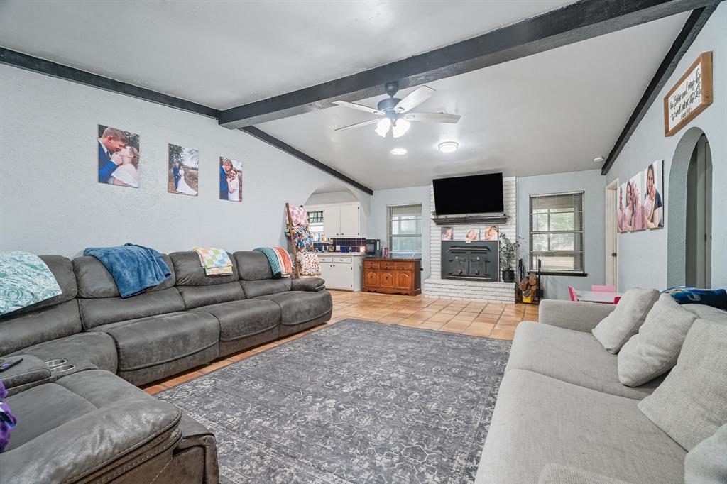 2018 Castle Drive