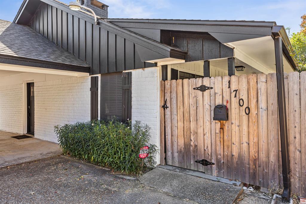 Lake Air Estate - Residential Lease