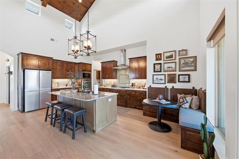 Tiny photo for 570 S Point Court, Aledo, TX 76008 (MLS # 21191298)