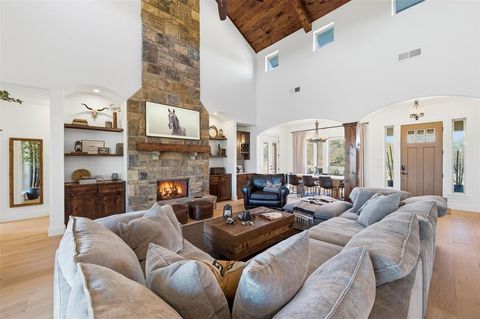 Tiny photo for 570 S Point Court, Aledo, TX 76008 (MLS # 21191298)