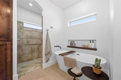 Tiny photo for 570 S Point Court, Aledo, TX 76008 (MLS # 21191298)