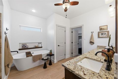 Tiny photo for 570 S Point Court, Aledo, TX 76008 (MLS # 21191298)