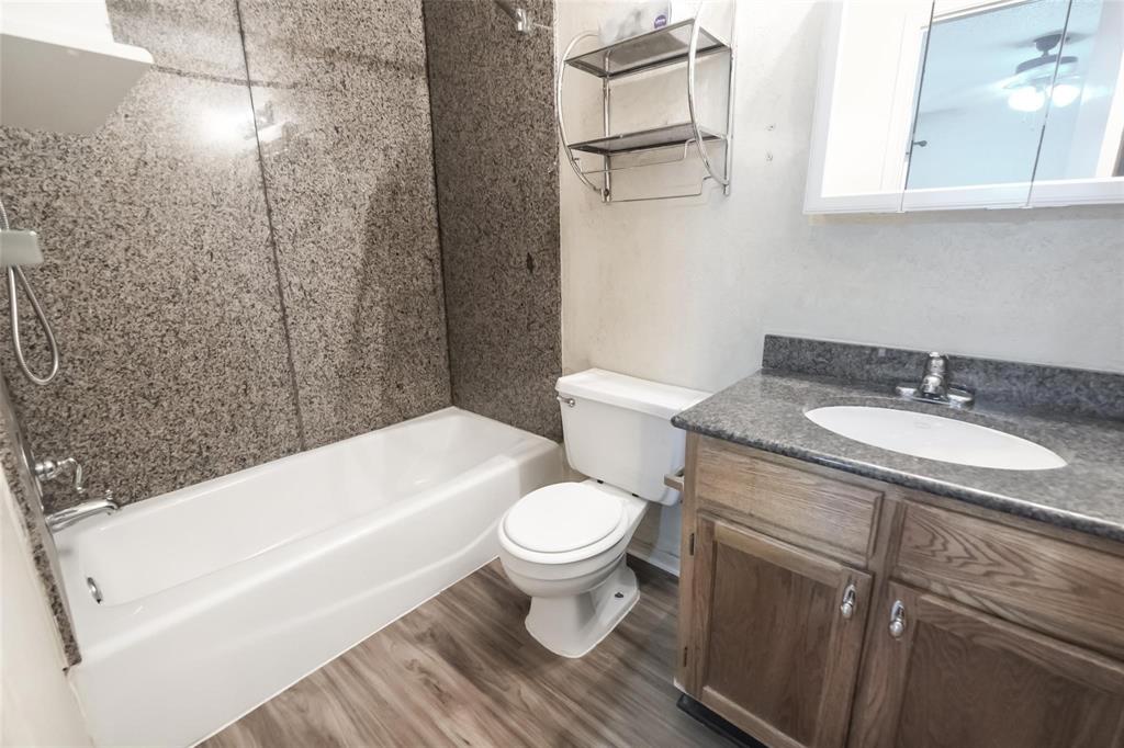 Queensborough Heights Add - Residential Lease