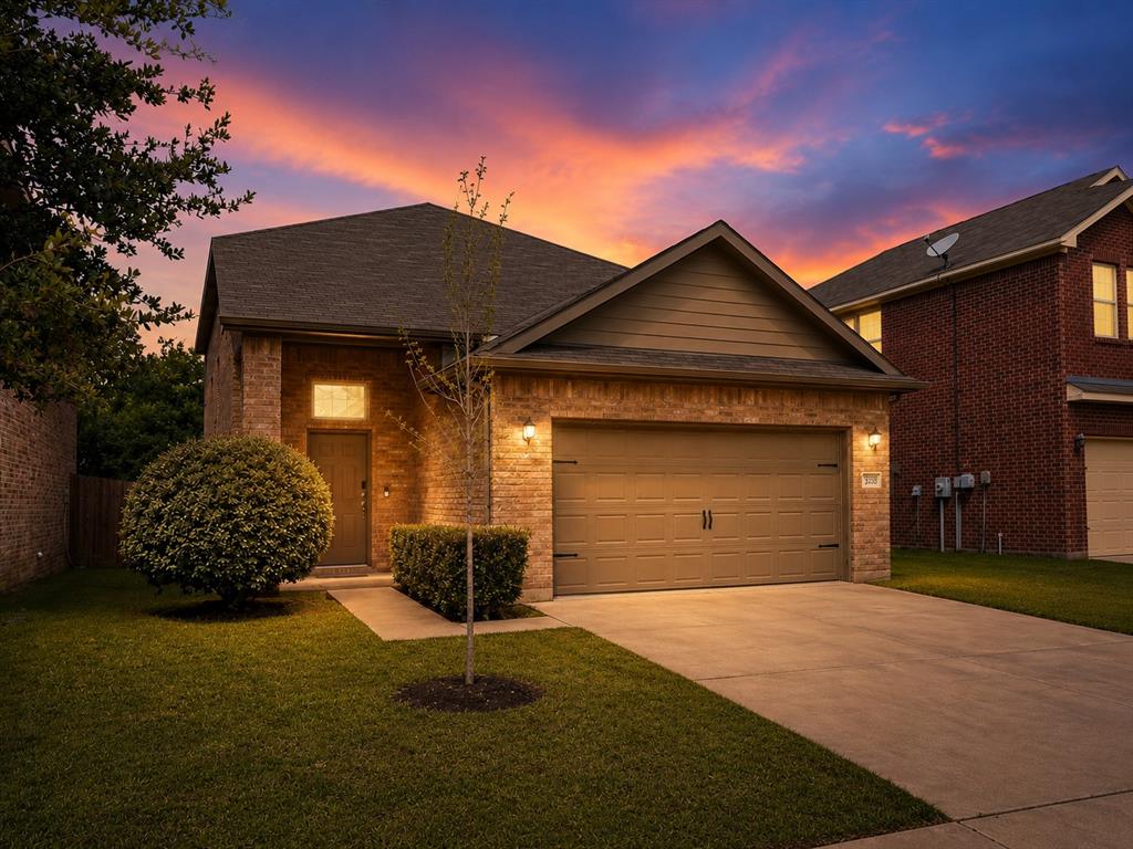 Waterfront Enchanted Bay Fwy - Residential