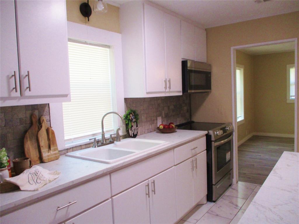 505 W 10th Street