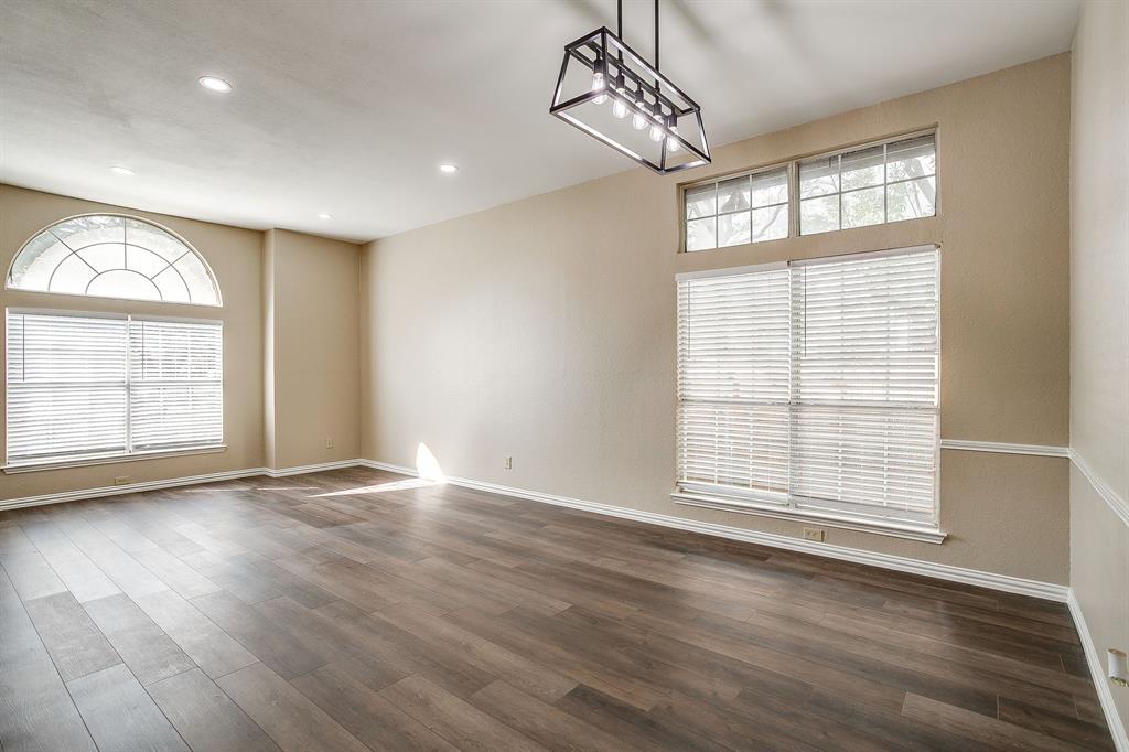 7550 Deerlodge Trail
