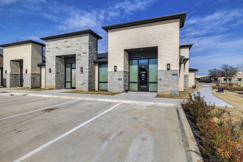 Fountainview Center - Commercial Sale