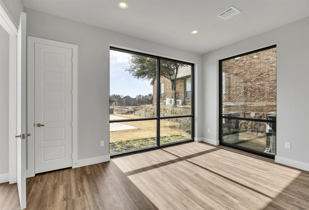 Fountainview Center - Commercial Sale