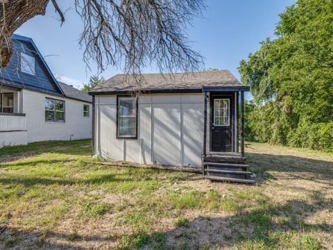 A home in Azle