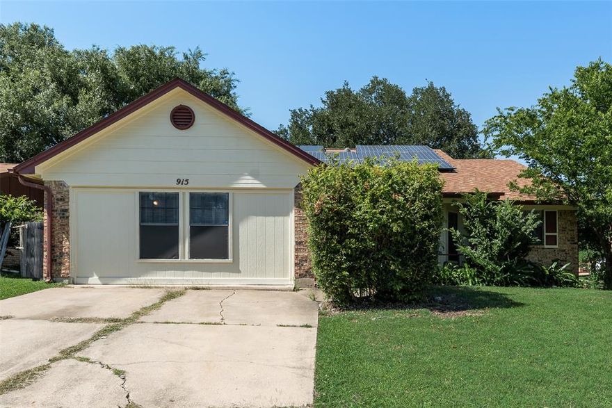 Situated on a desirable corner lot in an established Arlington neighborhood, this inviting home offers several thoughtful recent updates that blend comfort, functionality, and charm. Step inside to discover a freshly painted interior that gives the home a bright, refreshed feel, along with brand-new carpet and new luxury vinyl plank flooring in the living room and primary bedroom, adding both style and durability in key living spaces. The home’s curb appeal has been enhanced with fresh exterior paint updates, while major improvements including a new AC unit and new fence provide added peace of mind. The kitchen features a newer microwave and stove, making daily living even more convenient. Ideally located with easy access to shopping, dining, entertainment, and major highways, this Arlington home presents a wonderful opportunity for buyers looking for a well-maintained property with meaningful updates in a prime location.