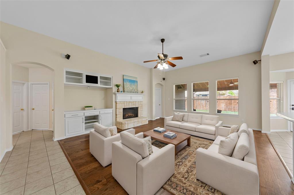 7200 Royal Glen Trail