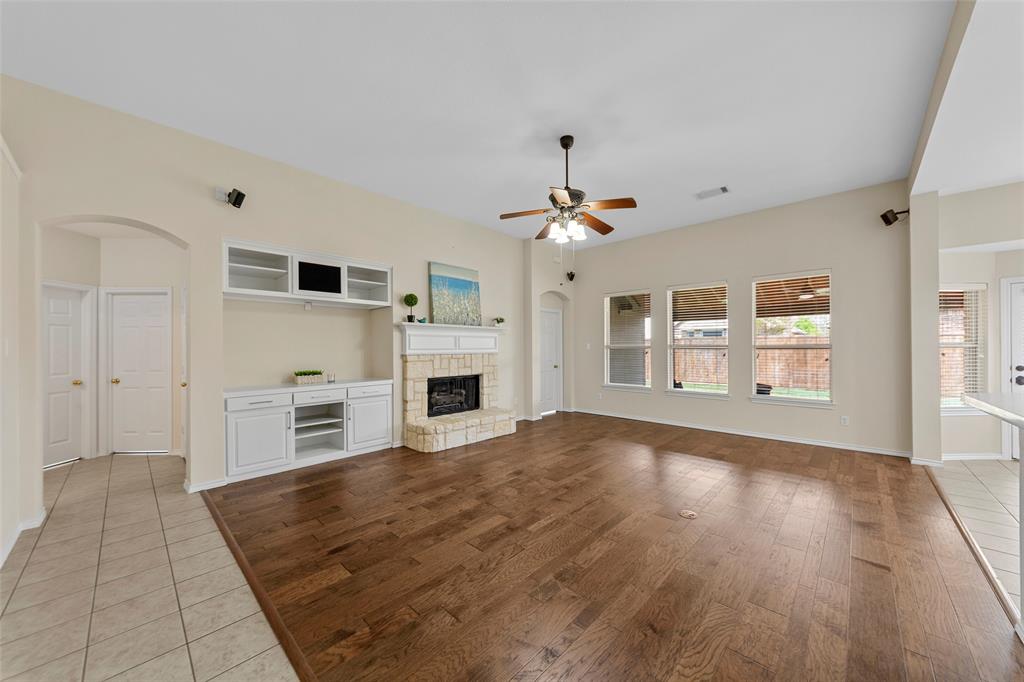 7200 Royal Glen Trail