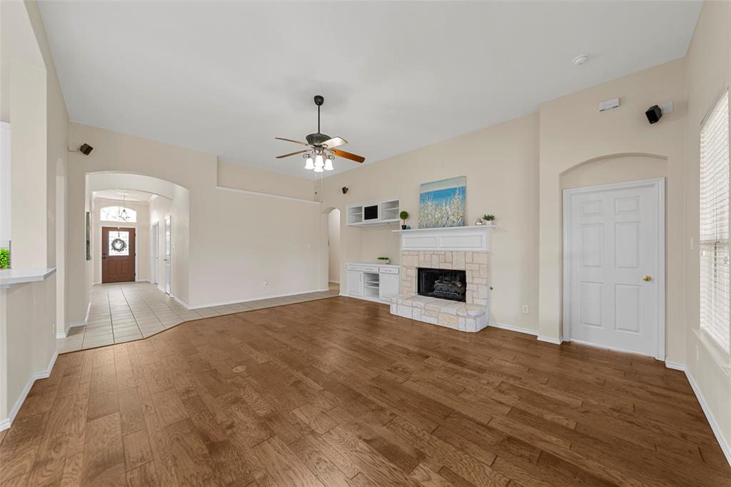 7200 Royal Glen Trail