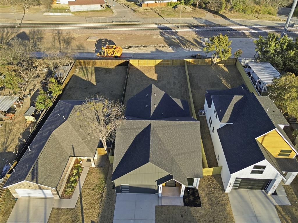 Carrie Gilroys - Residential