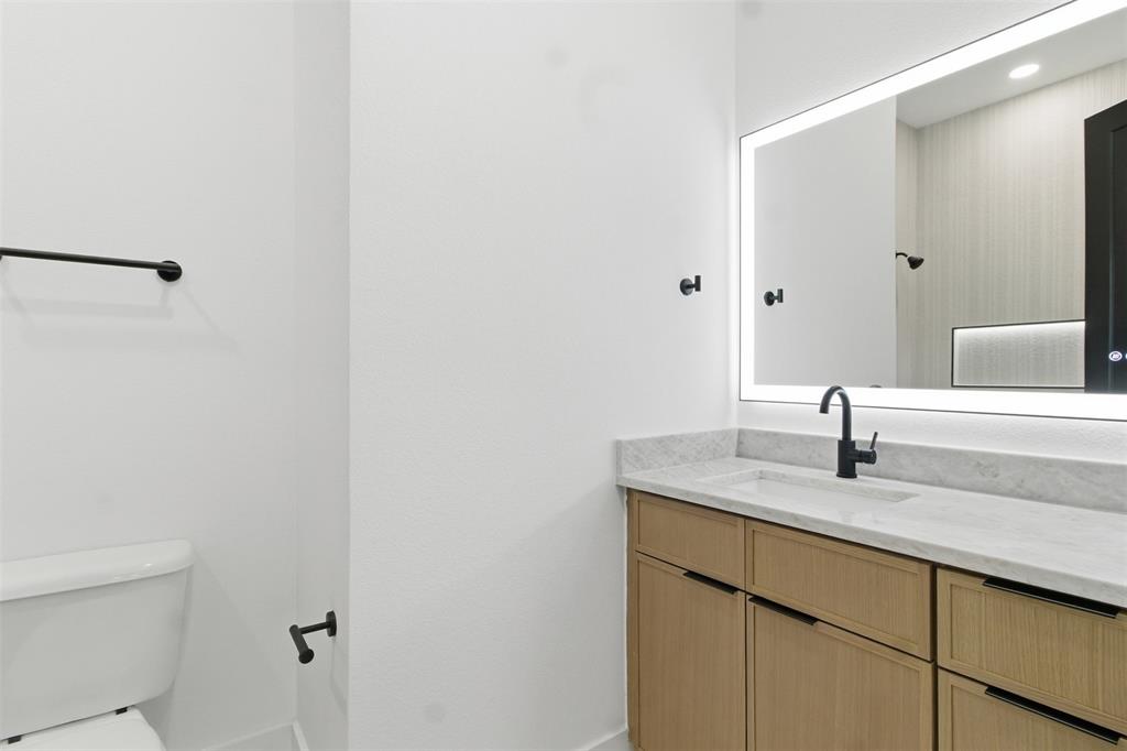 Carrie Gilroys - Residential