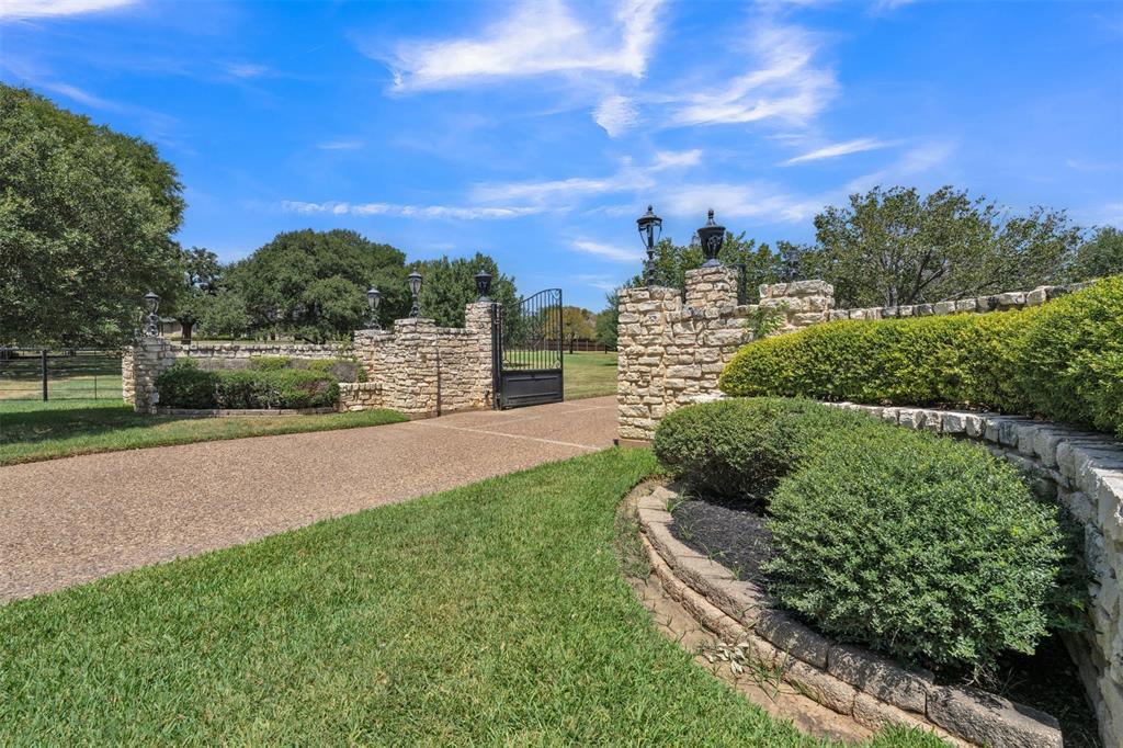 8801 Clay Hibbins Road