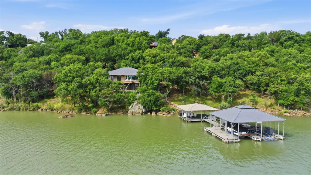 28 Lake Point Drive