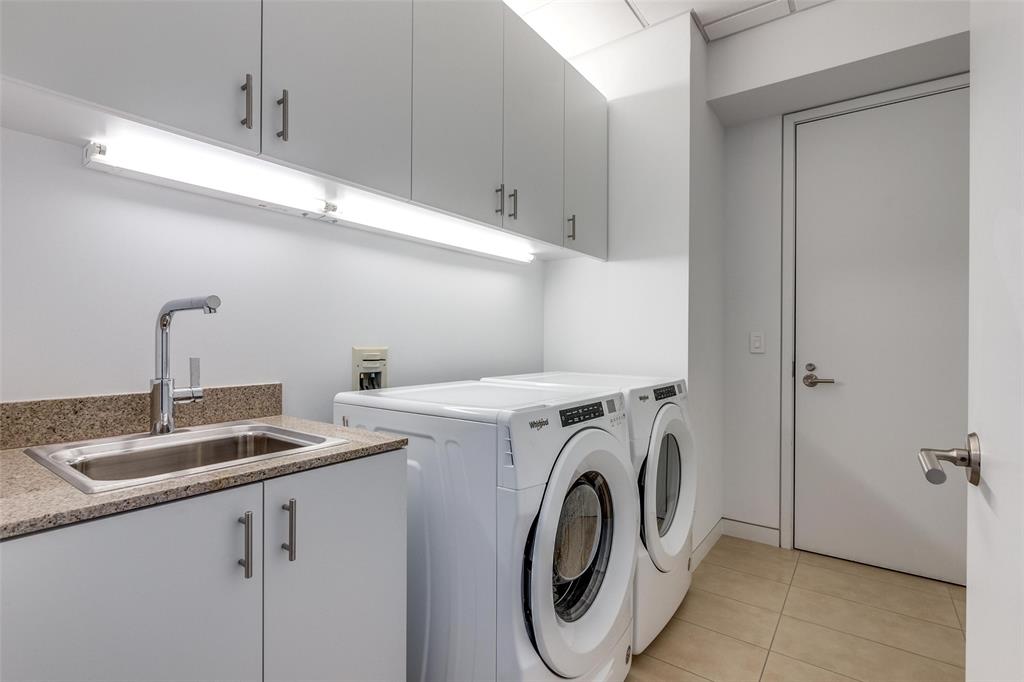 Museum Tower Condo - Residential