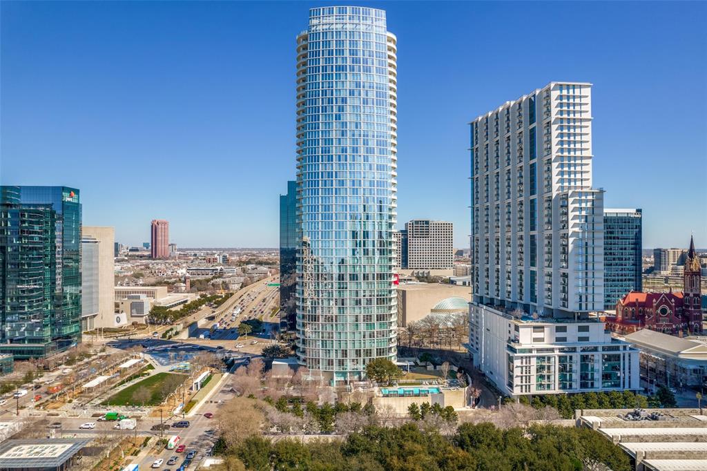 Museum Tower Condo - Residential