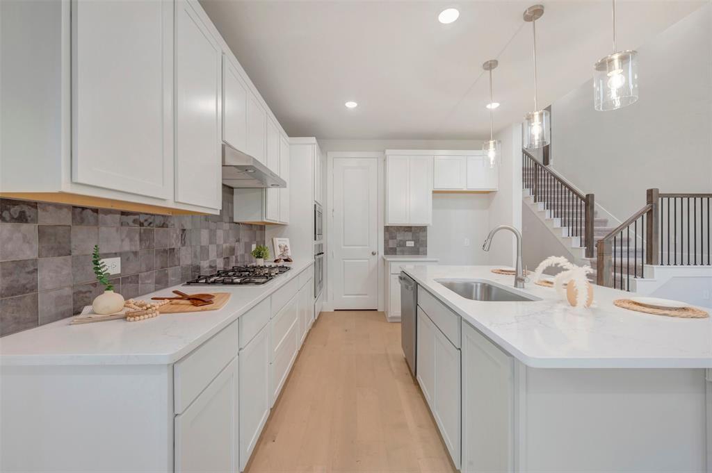 1308 Silver Grass Meadows