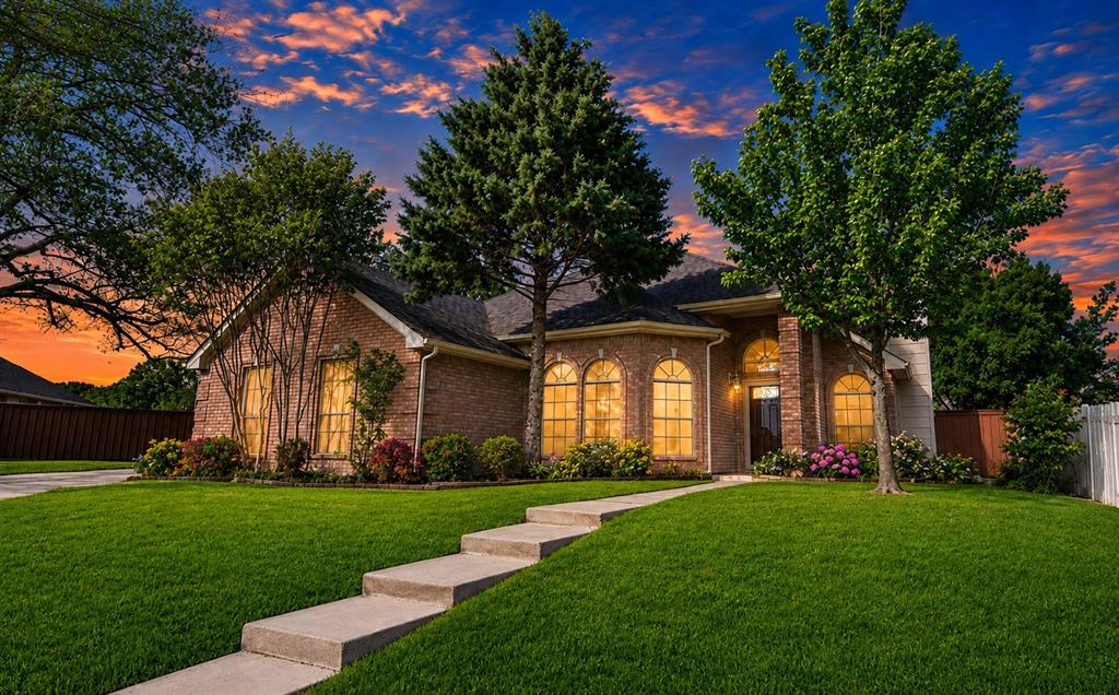 Photo of 632 Sunflower Trail, Rockwall, TX 75032 (MLS # 21346560)
