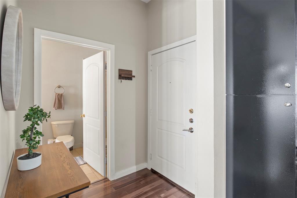 3225 Turtle Creek Boulevard 1007