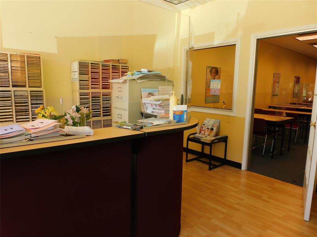 Kelly Thomas E Addition - Commercial Lease