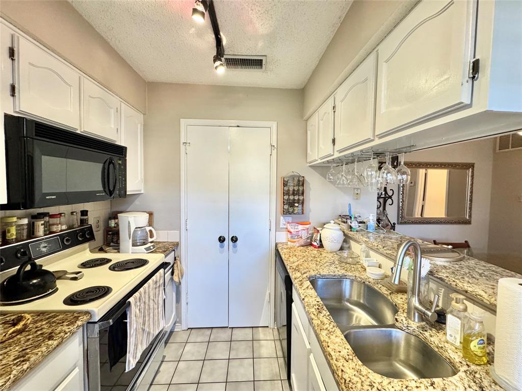 Meadowood Village Add - Residential