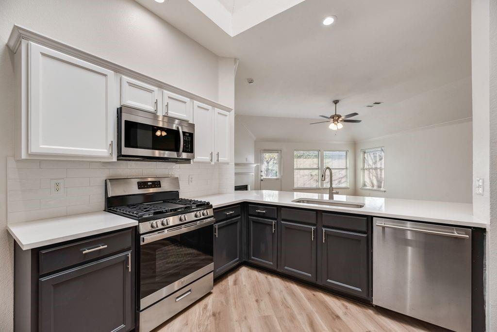 3728 Aldersyde Drive