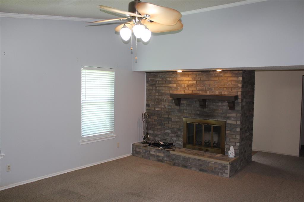 1424 Valley Trail