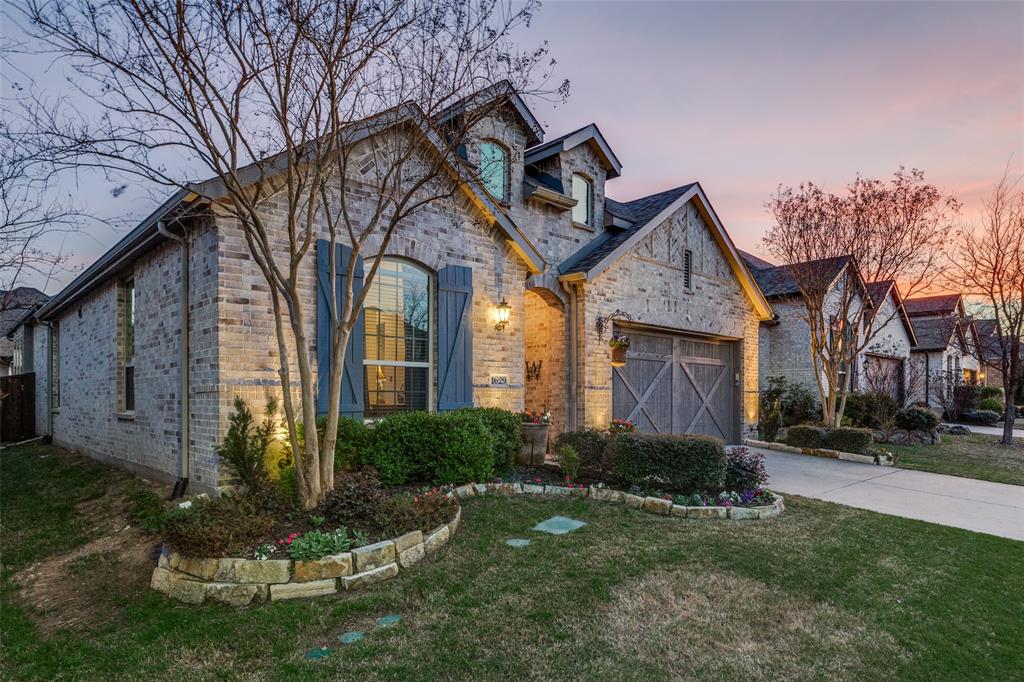 1629 Carnation Street