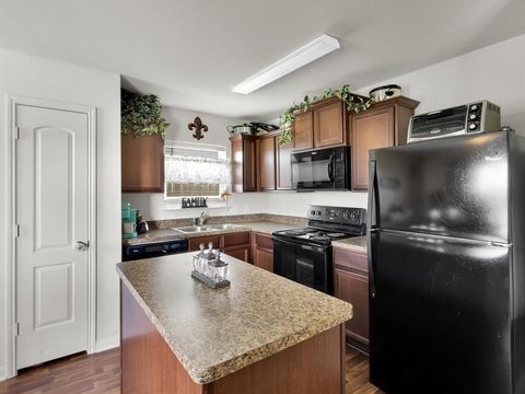 1808 Douglas Street Howe TX 75459