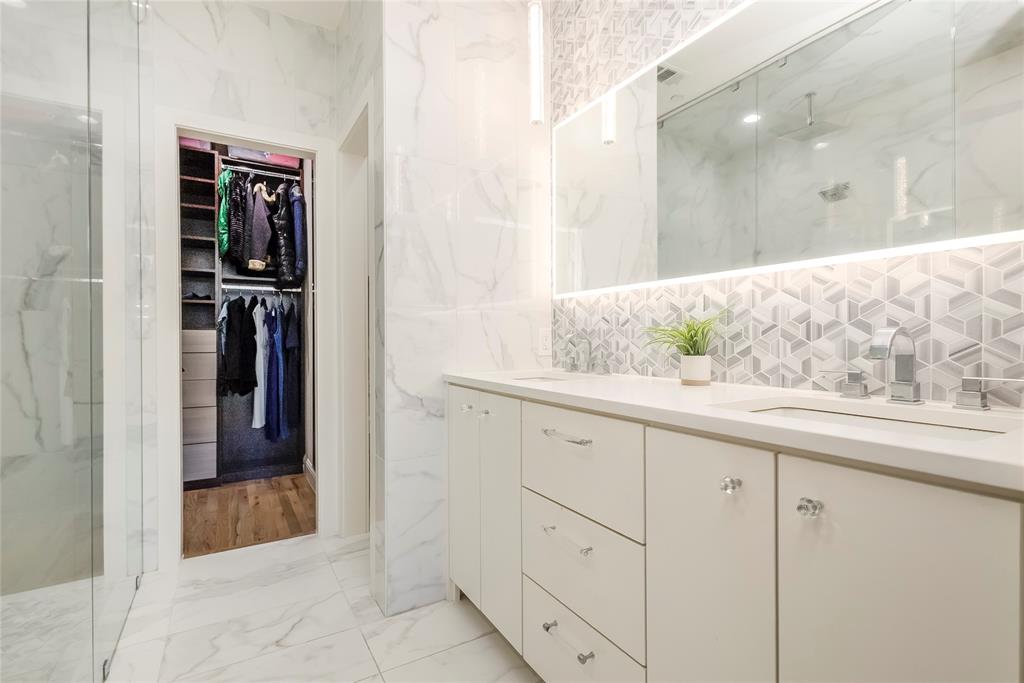 Town Homes At Legacy Town Center Ph Two - Residential