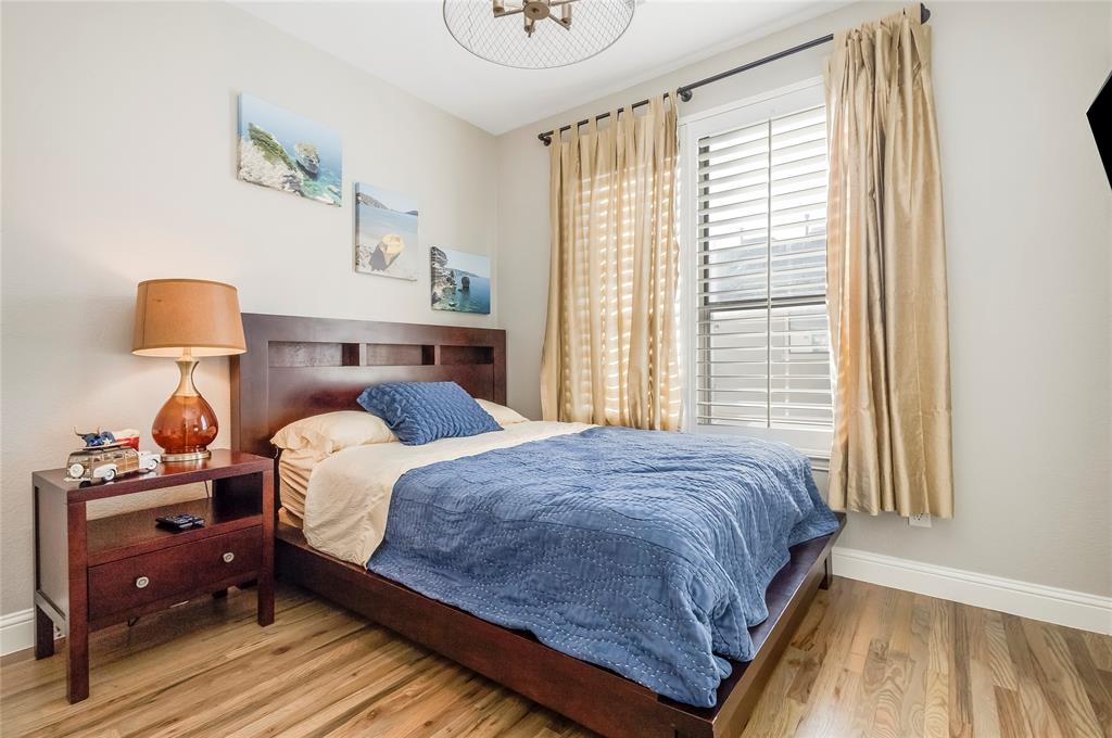 Town Homes At Legacy Town Center Ph Two - Residential