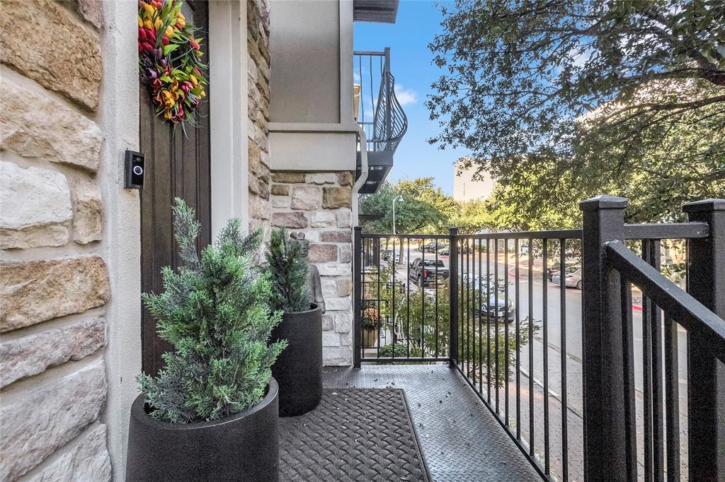 Town Homes At Legacy Town Center Ph Two - Residential