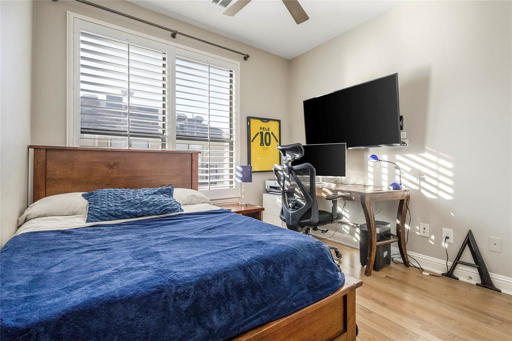 Town Homes At Legacy Town Center Ph Two - Residential