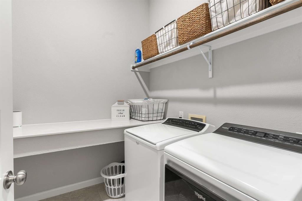 Mantua Point - Residential