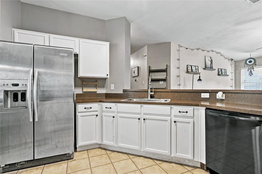 1709 White Mountain Way