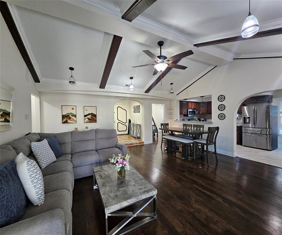 4726 Snow Drive