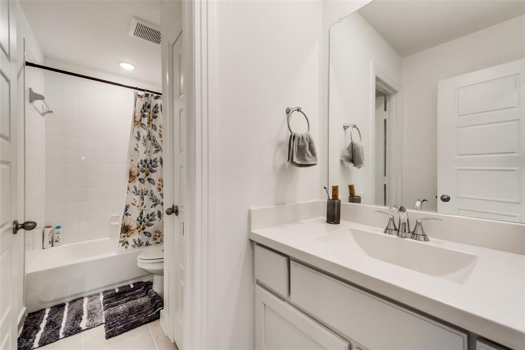 Devonshire Village 8 - Residential Lease