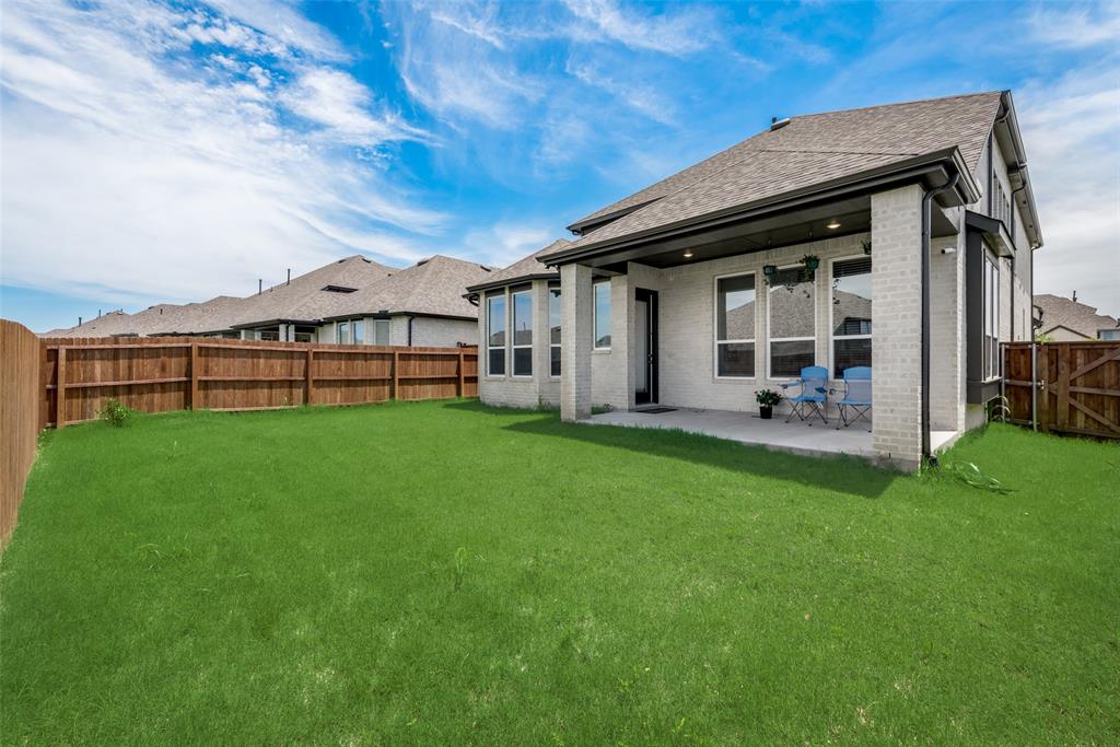 Devonshire Village 8 - Residential Lease