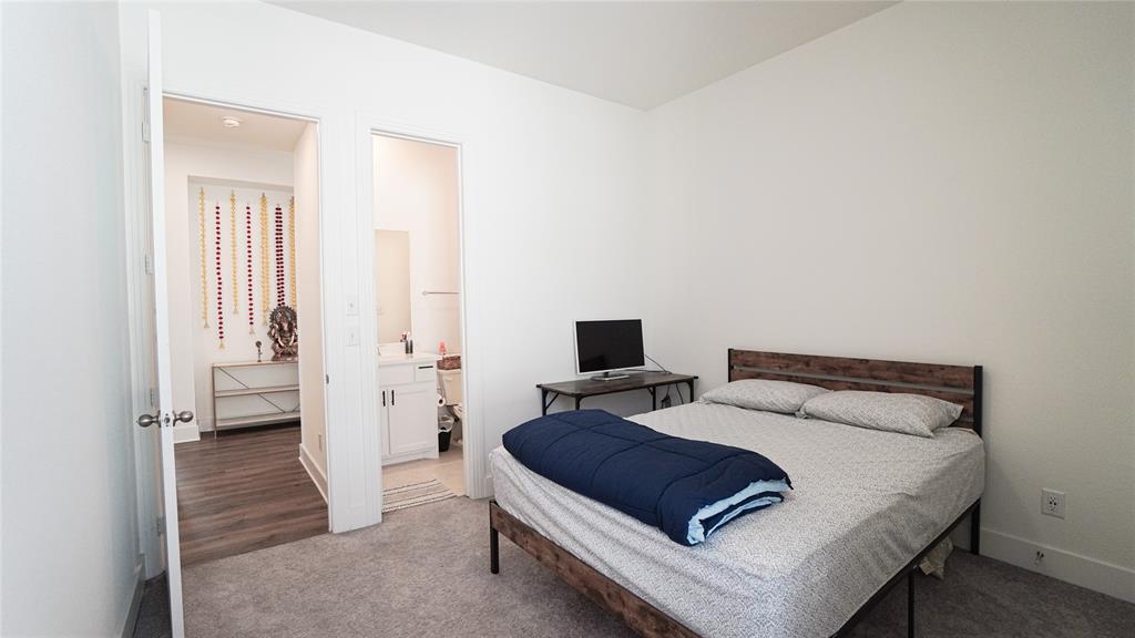 Devonshire Village 8 - Residential Lease